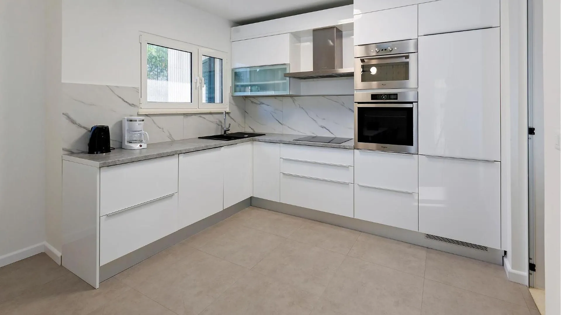 Amazing Home In Kastel Stafilic Kastela