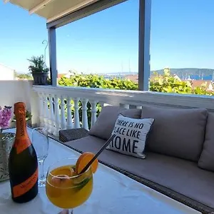  Apartament D & N
